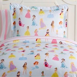 Pottery Barn Kids Organic Disney Princess Castle Duvet and Sham set